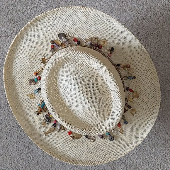 Hat with a beaded Headband - Picture 2 of 4